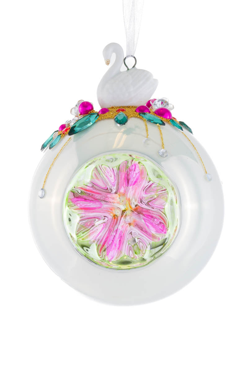 5" Ivory Glass Regal Swan Ornament