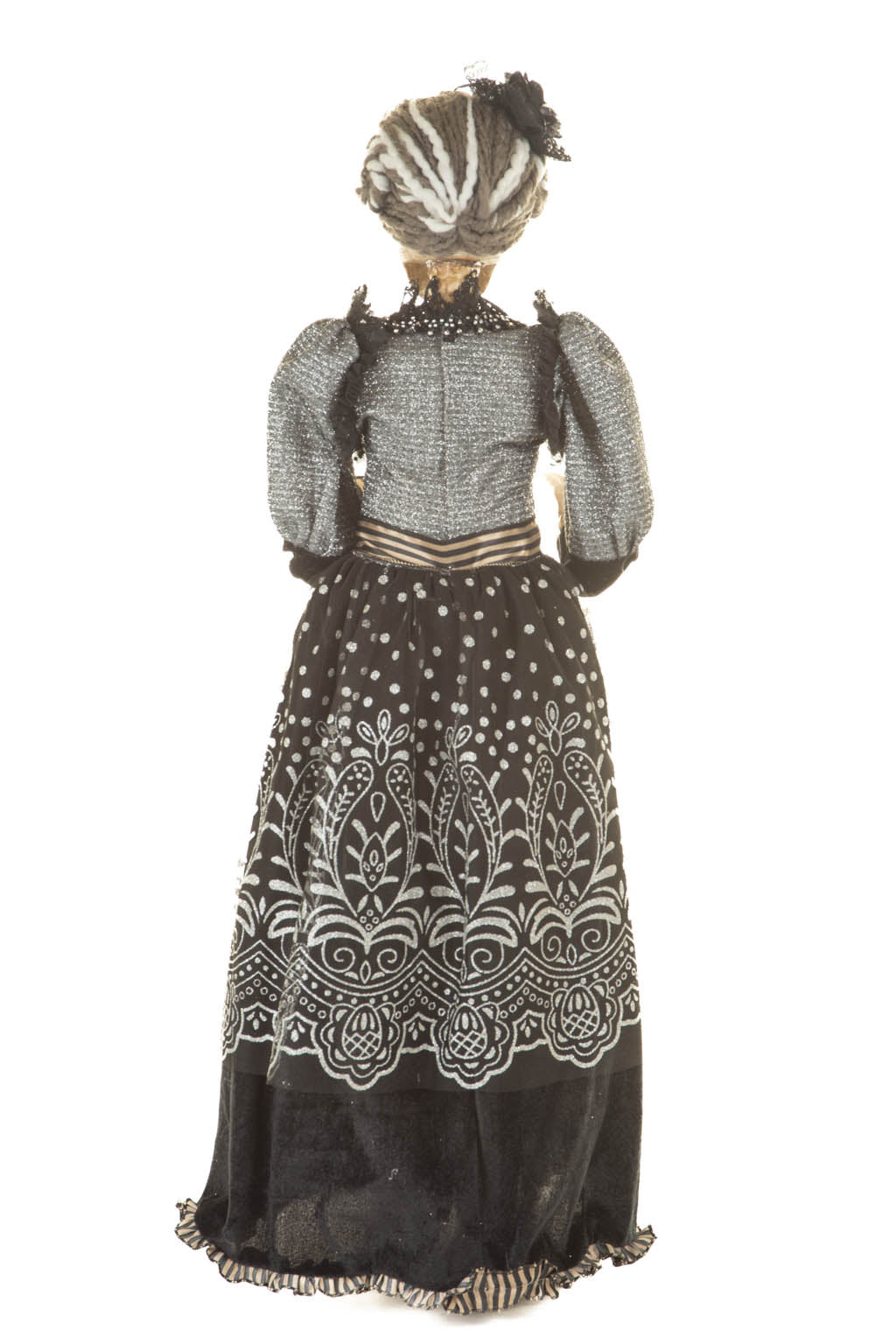 32" Black and Gray Polyester Mrs. Skeleton Figure